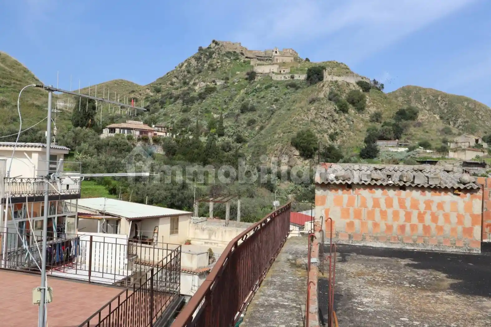 Casa indipendente in vendita a Calatabiano