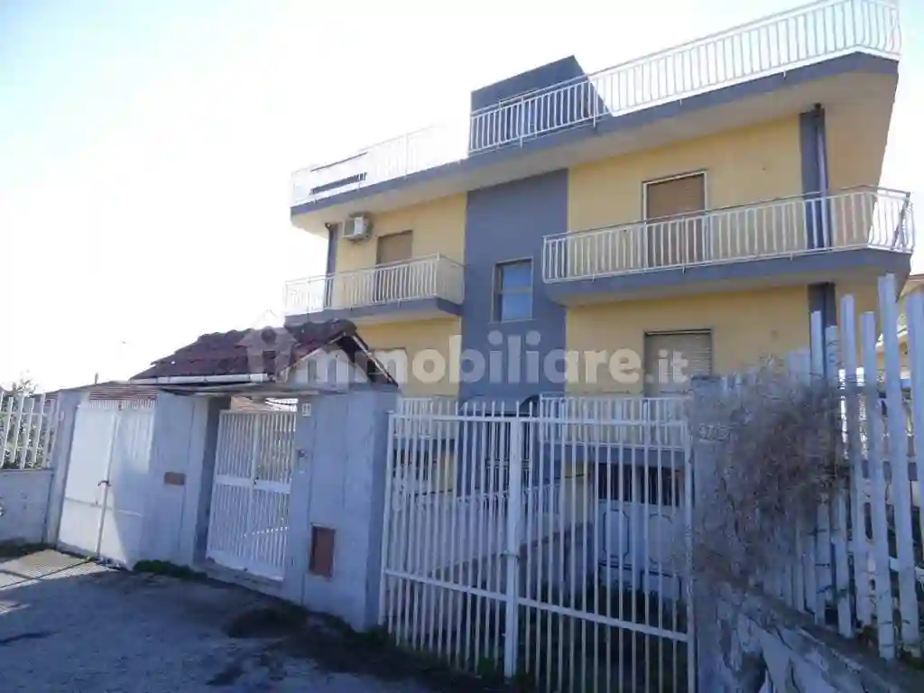 Palazzo - Edificio - foto 2