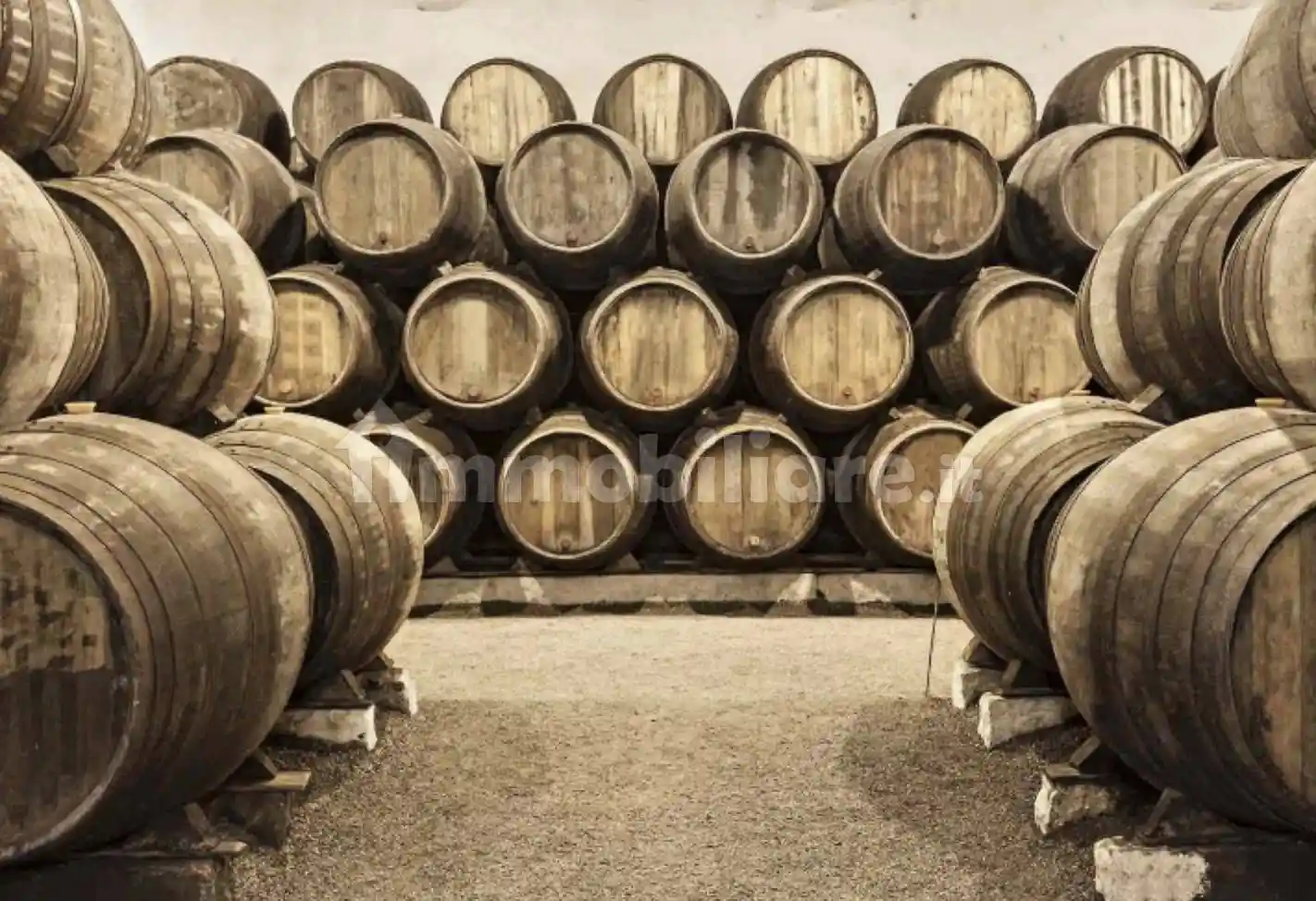 Rustico - Casale in vendita a Siena