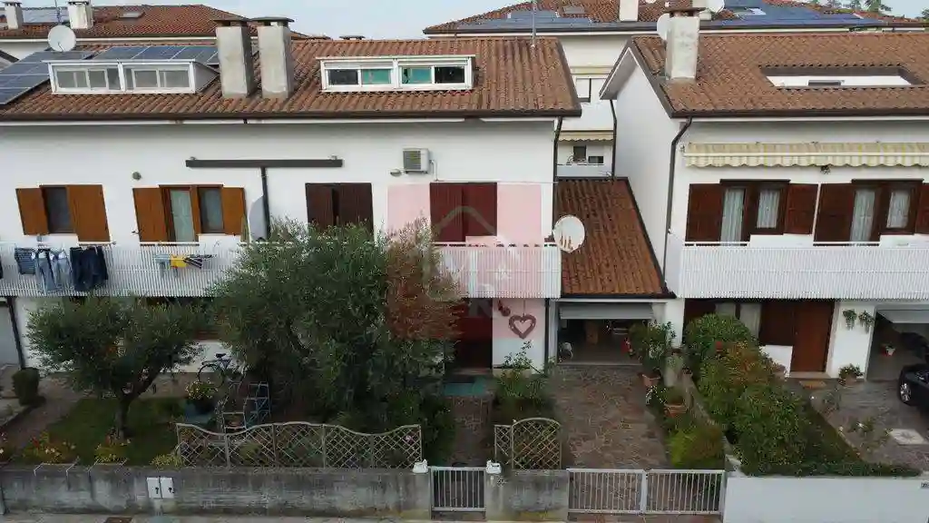 Villetta a schiera - foto 2