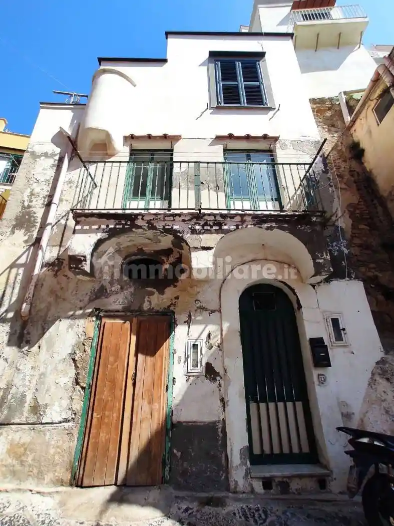 Appartamento in vendita a Procida