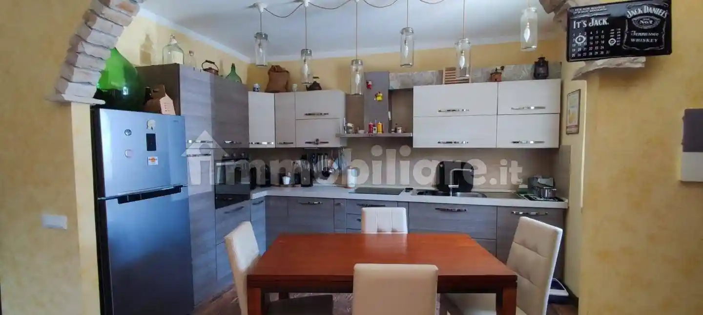 Appartamento in vendita a Massa