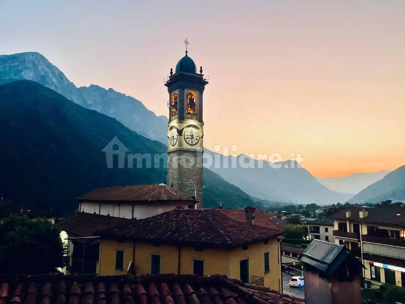 Casa indipendente in vendita a Introbio