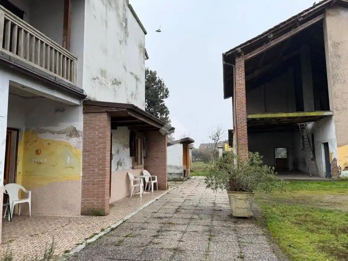 Villa in vendita a Fara Gera d'Adda