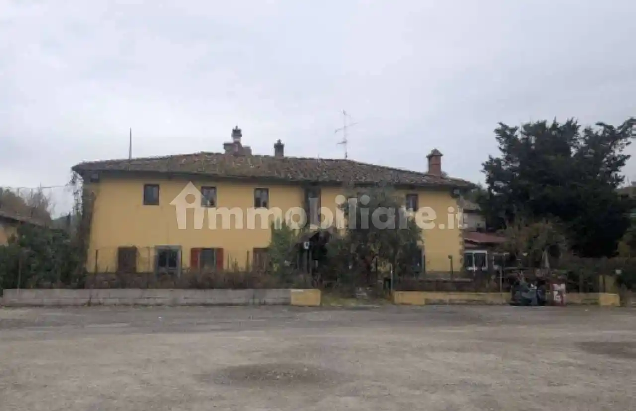 Palazzo - Edificio in vendita a Barberino di Mugello