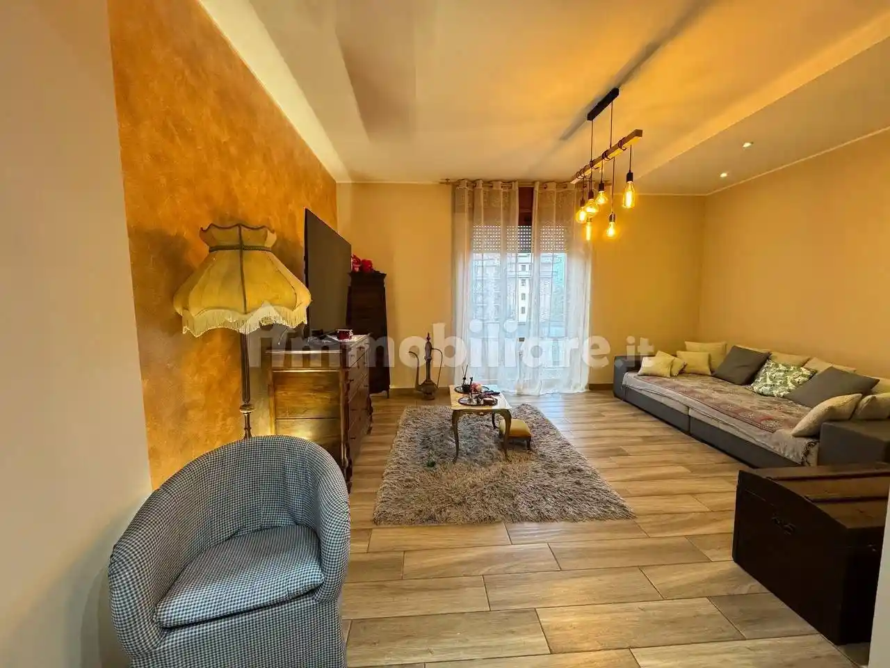 Appartamento in vendita a Piacenza