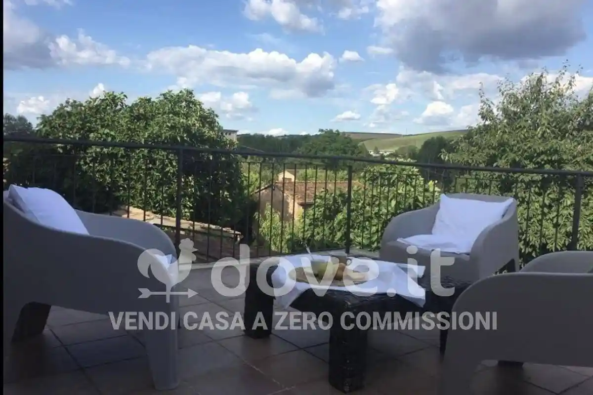 Appartamento in vendita a Montalcino