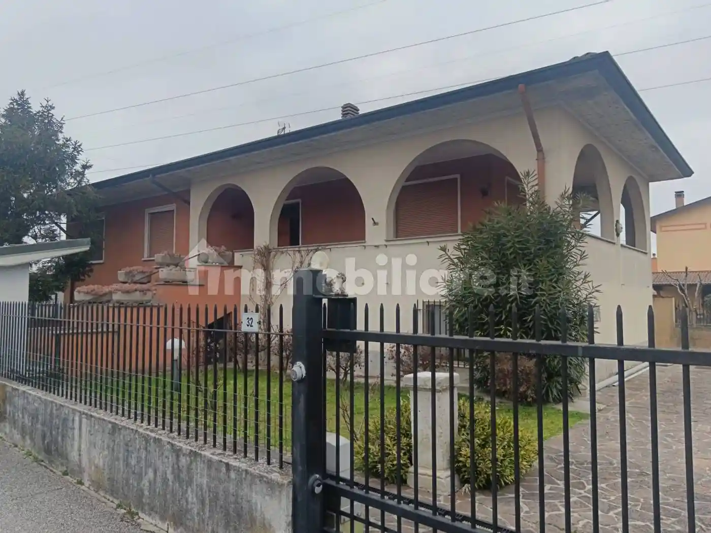 Villa in vendita a Leno