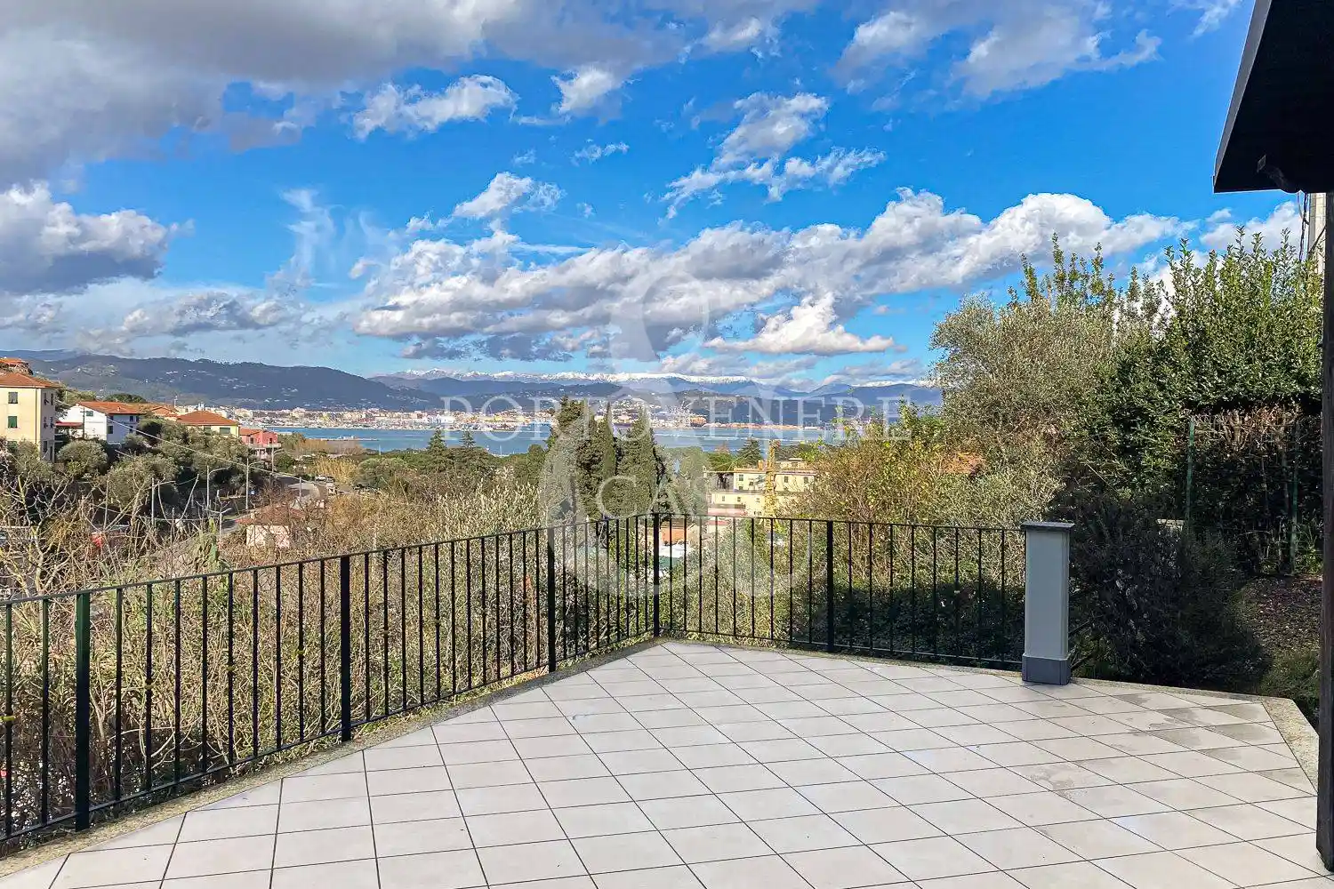 Appartamento in vendita a Portovenere