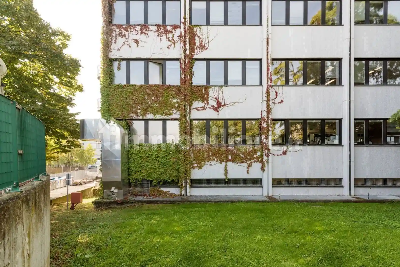 Palazzo - Edificio in affitto a Bologna