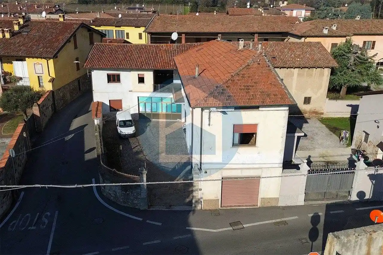 Appartamento in vendita a Rovato