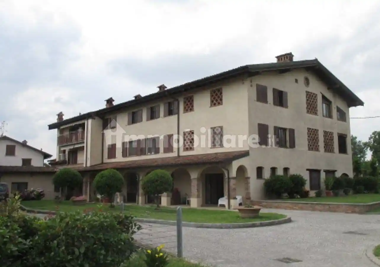 Appartamento in vendita a Romano di Lombardia