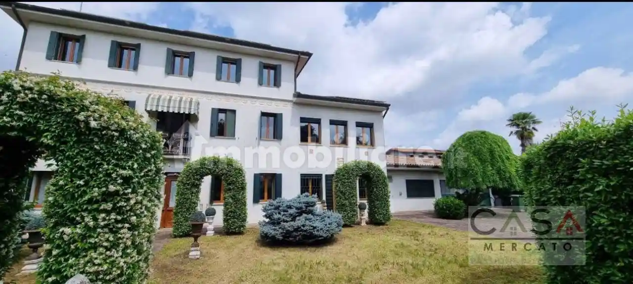 Villa in vendita a Cordenons