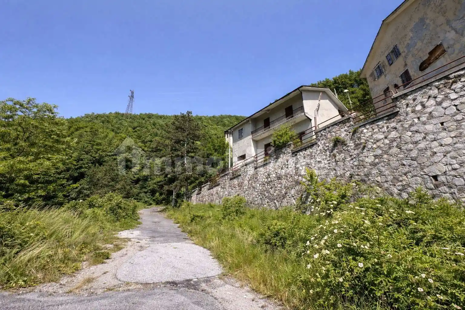 Palazzo - Edificio in vendita a L'Aquila