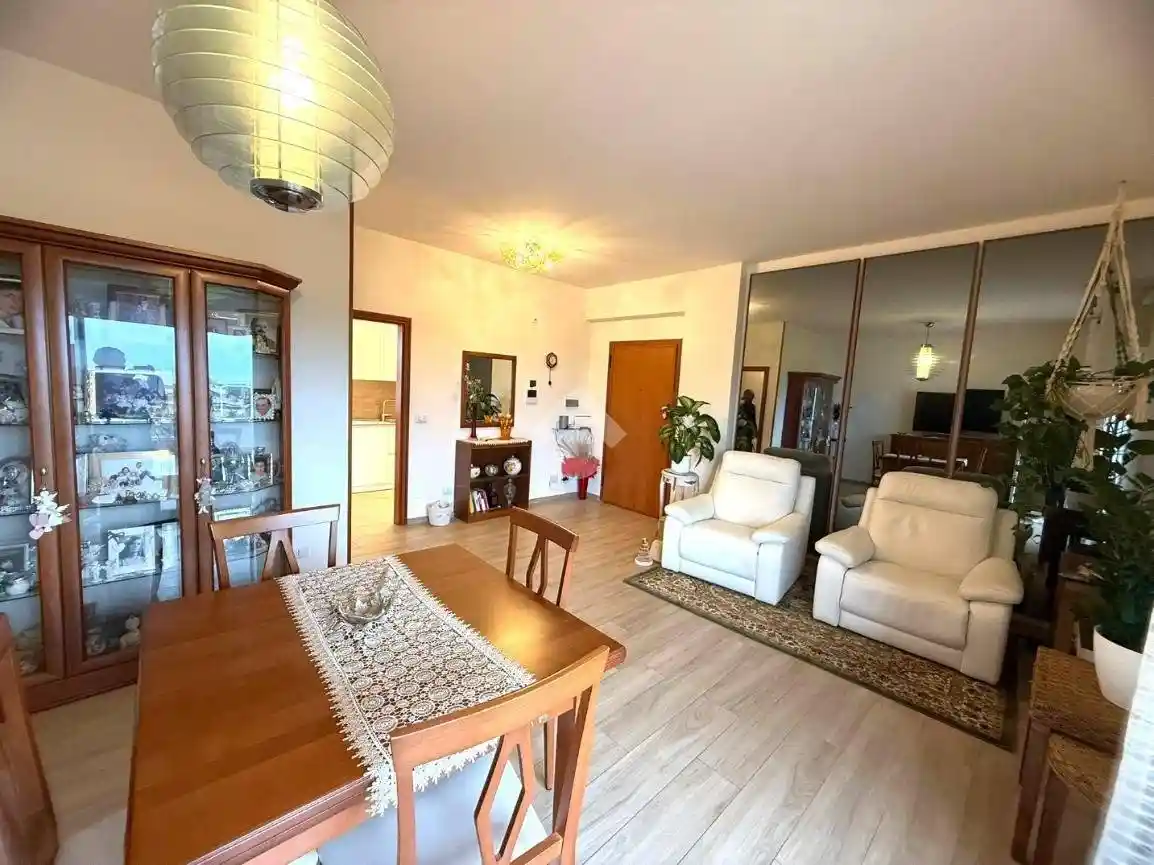 Appartamento in vendita a Riccione