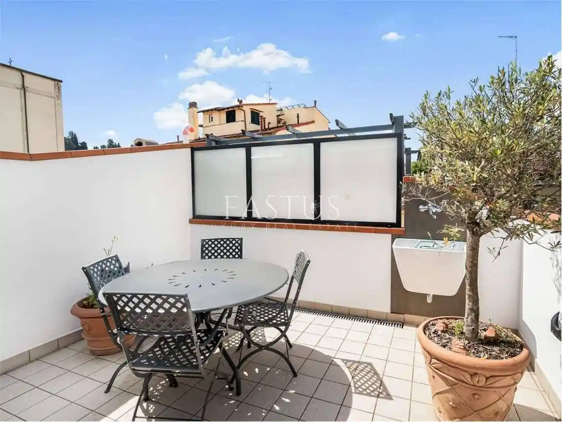 Appartamento in affitto a Firenze