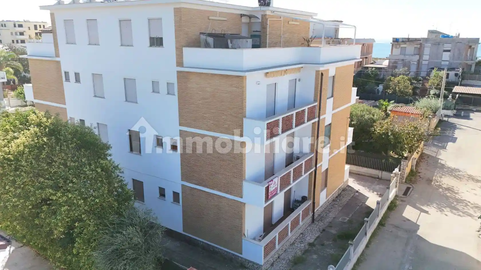 Palazzo - Edificio in vendita a Latina