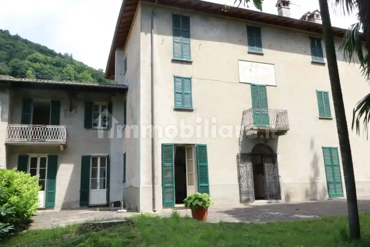 Appartamento in vendita a Porlezza