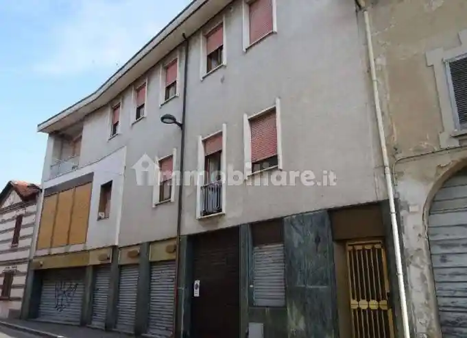 Palazzo - Edificio in vendita a Trezzo sull'Adda