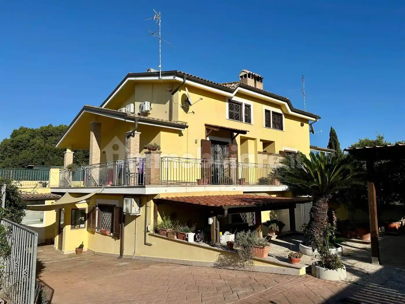 Villa in vendita a Nettuno