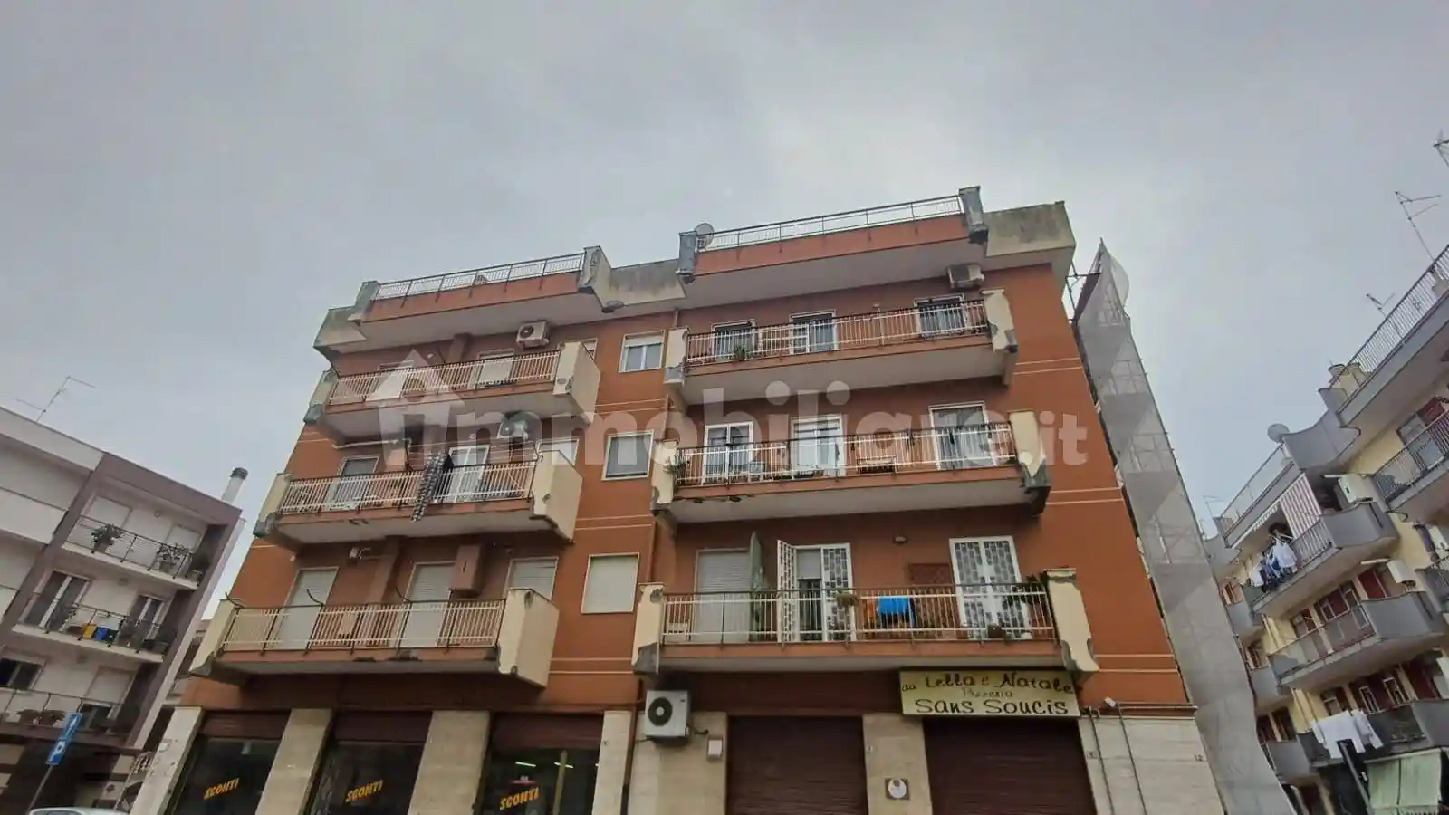 Appartamento in vendita a Valenzano