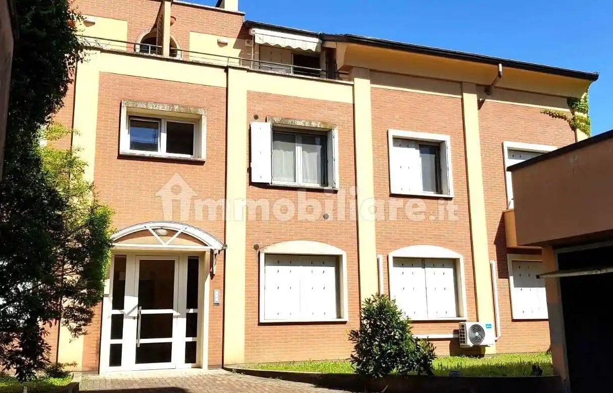 Appartamento in vendita a Novara