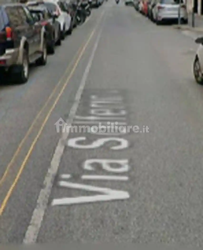 Appartamento in vendita a Livorno