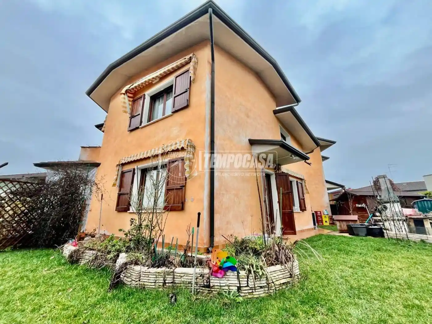 Villa in vendita a Porto Mantovano