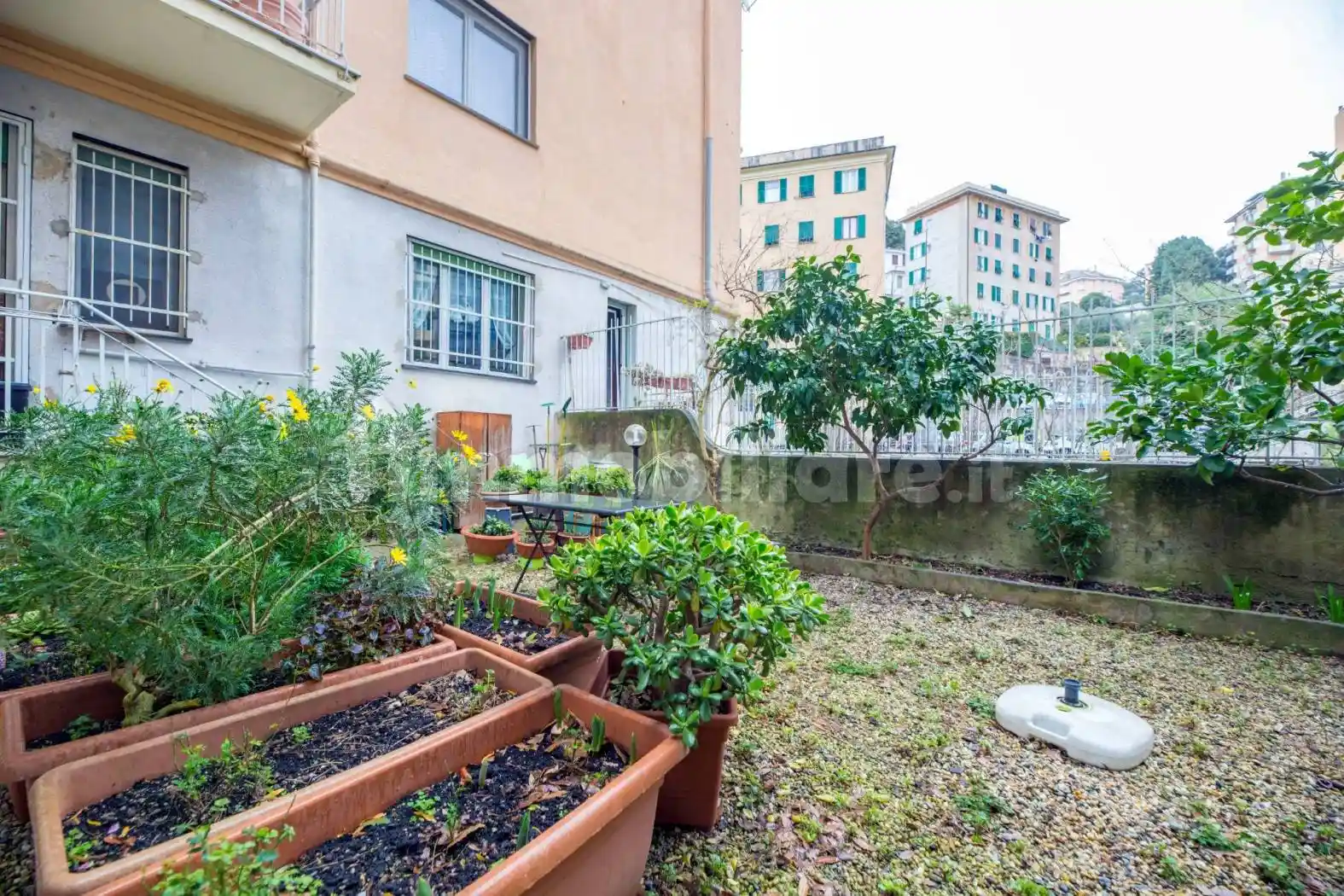 Appartamento in vendita a Genova