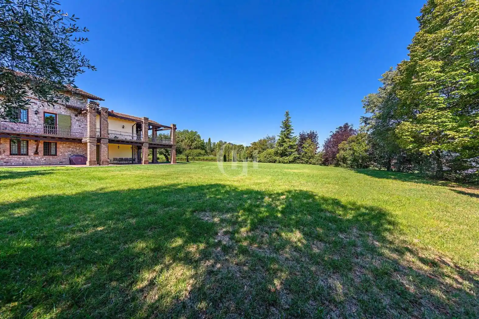 Villa in vendita a Desenzano del Garda