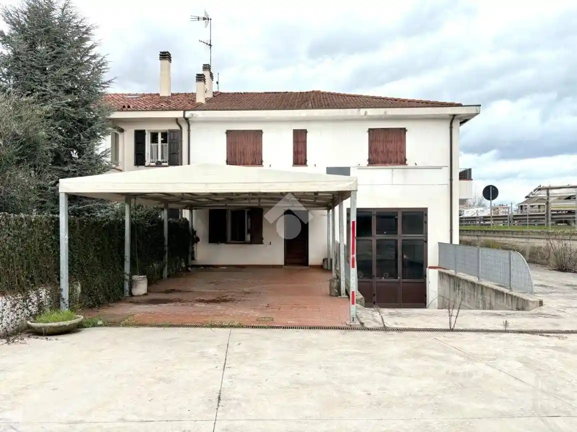 Villa in vendita a Rimini