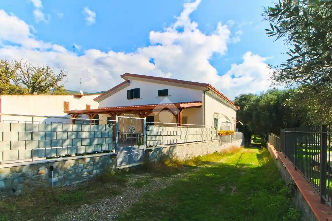 Appartamento in vendita a Centola