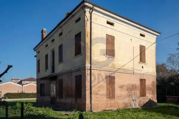Villa in vendita a San Felice sul Panaro