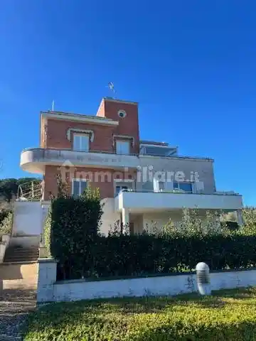 Appartamento in vendita a Bracciano