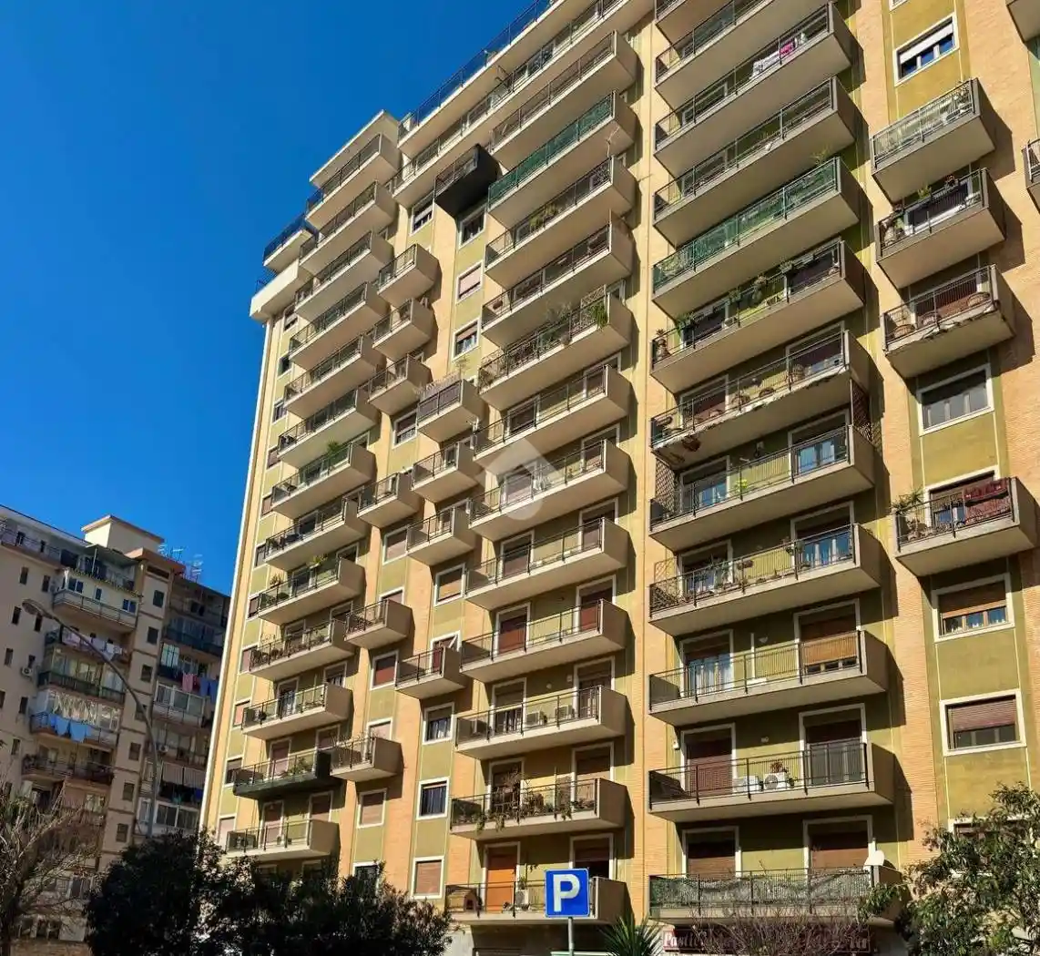 Appartamento in vendita a Palermo