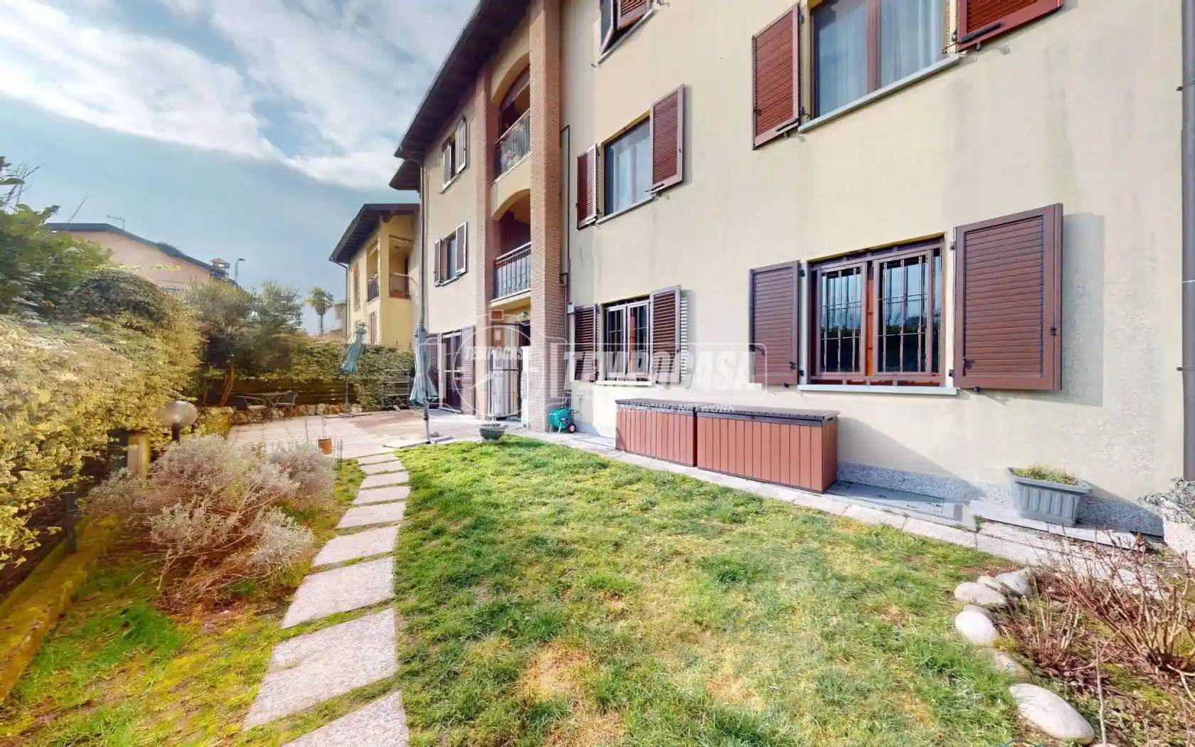 Appartamento in vendita a Faloppio