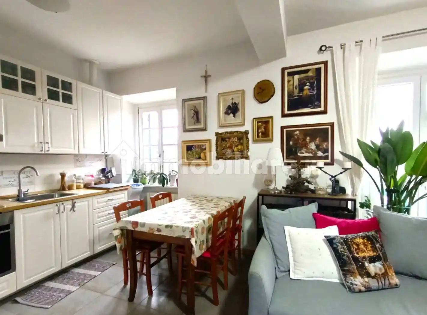 Appartamento in vendita a Erba