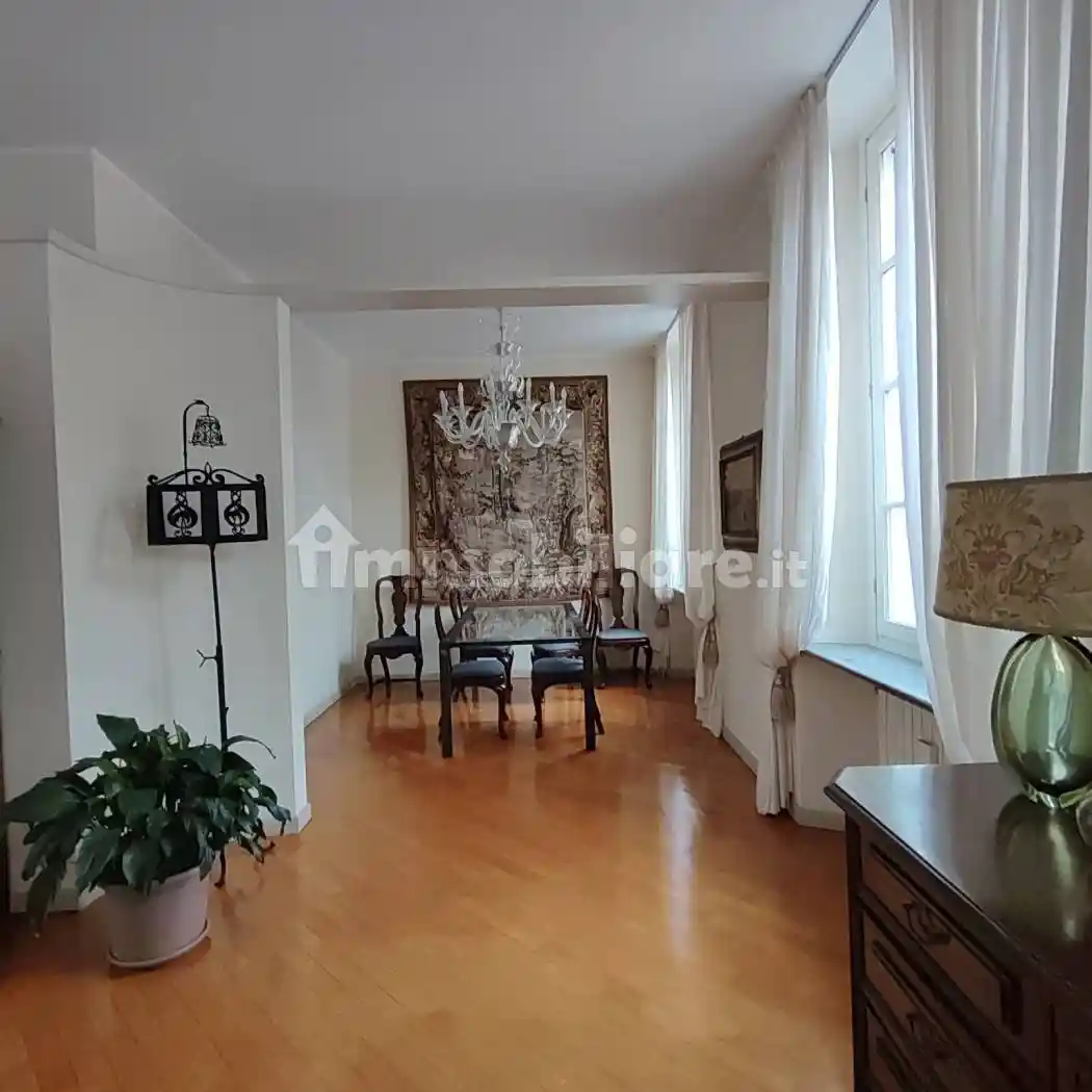 Appartamento in vendita a Pavia