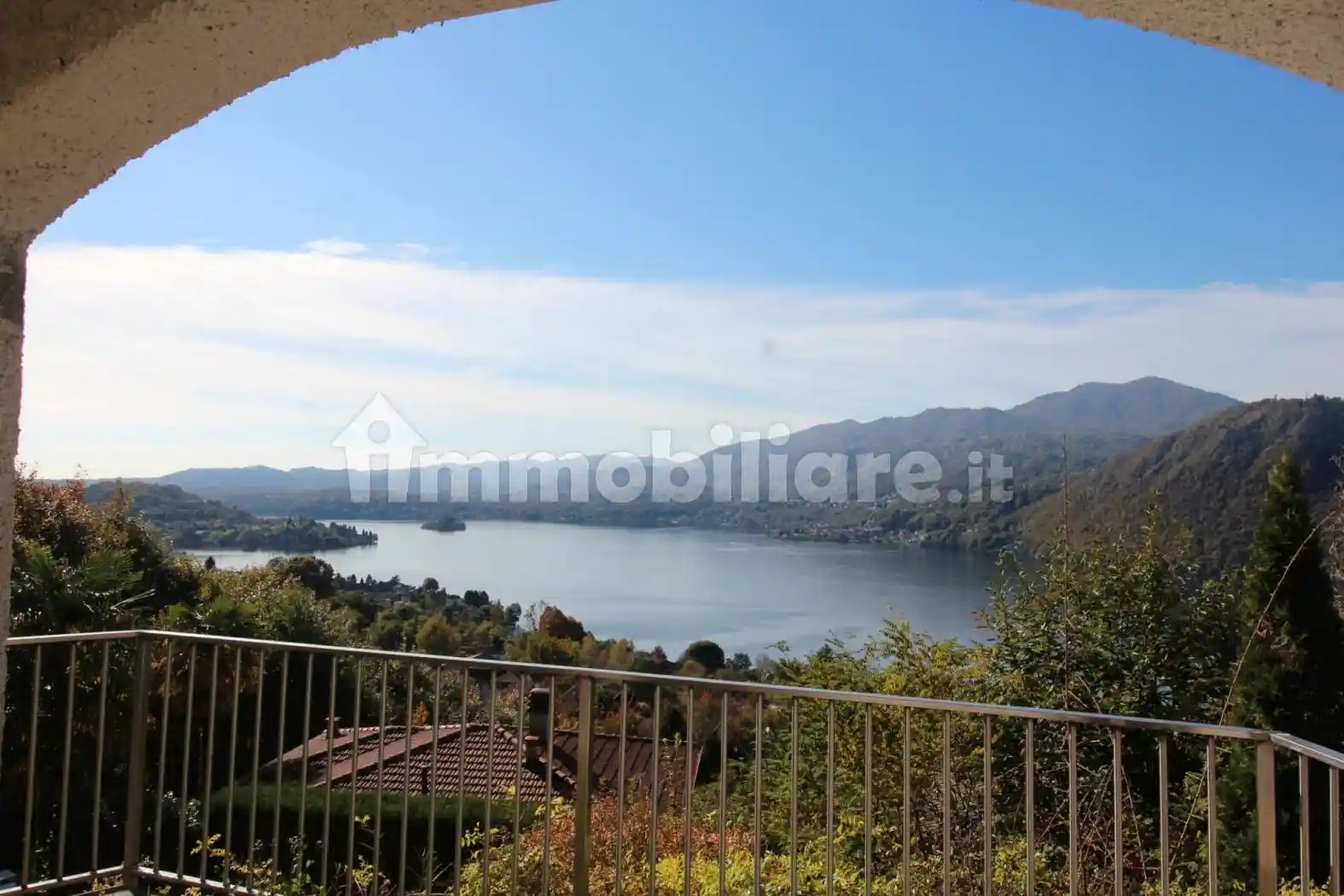 Villa in vendita a Pettenasco