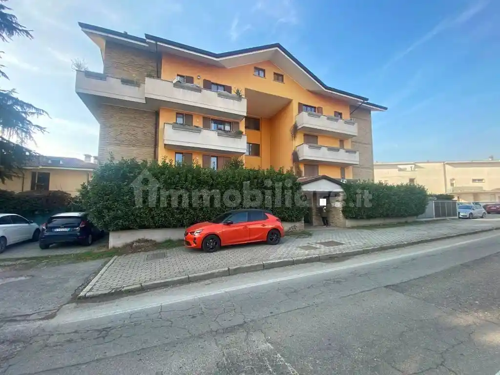 Appartamento in vendita a Limbiate