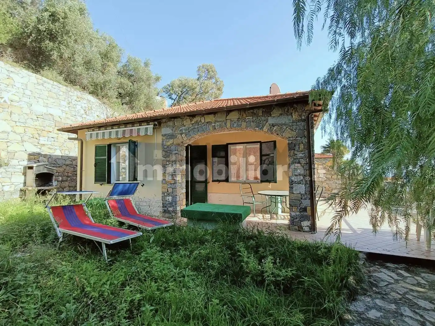 Casa indipendente in vendita a Cipressa