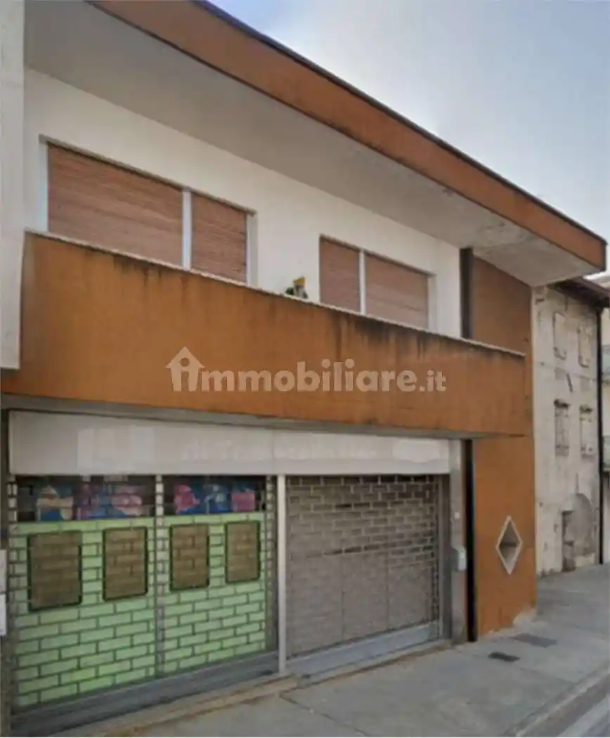 Appartamento in vendita a Caneva