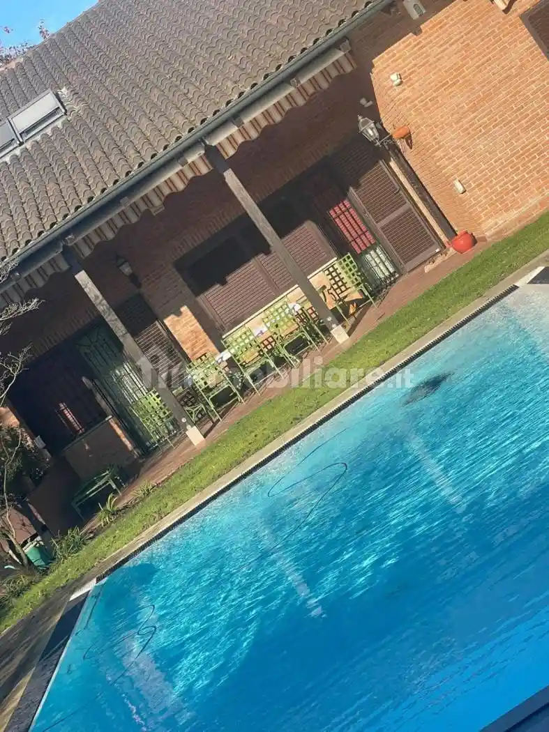 Villa in vendita a Vizzolo Predabissi