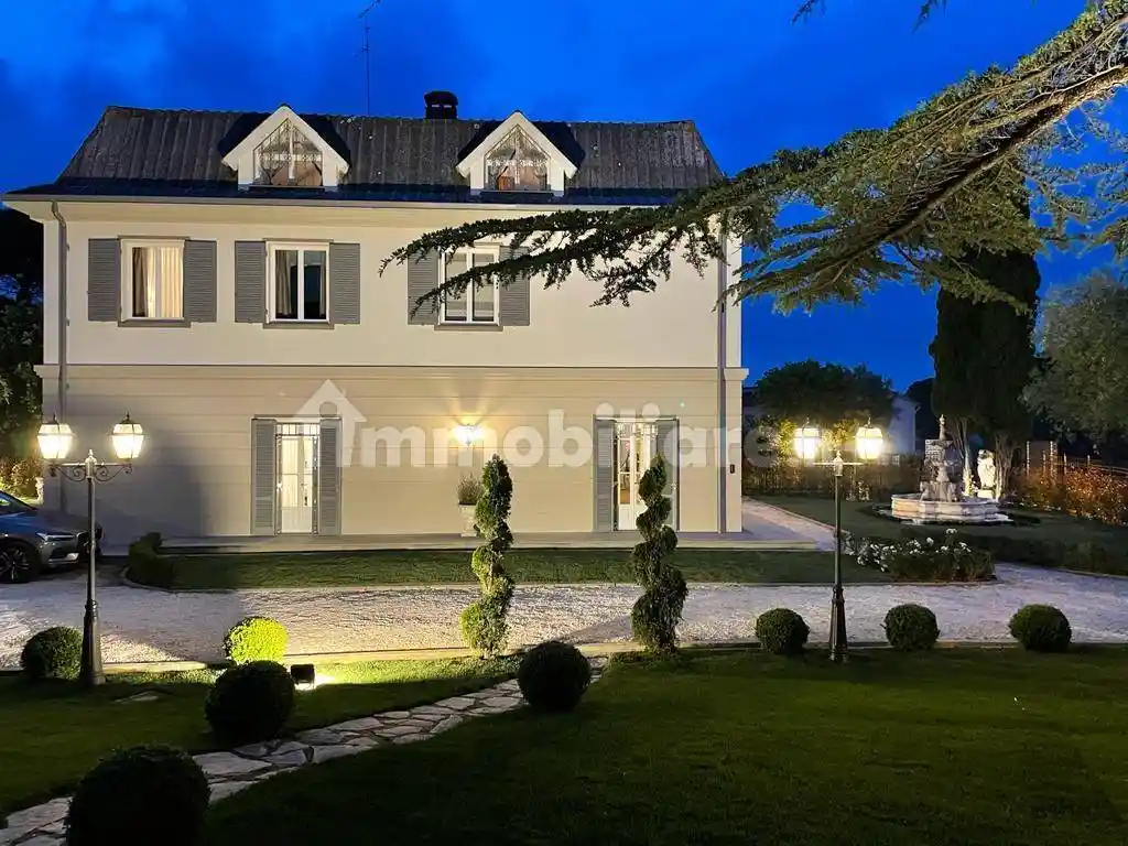 Villa in vendita a Casciana Terme Lari