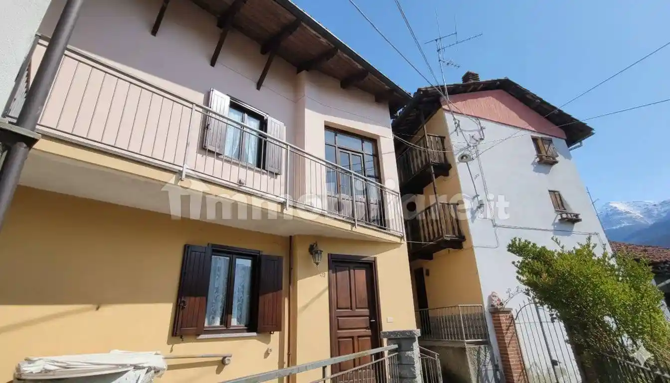 Casa indipendente in vendita a Biella