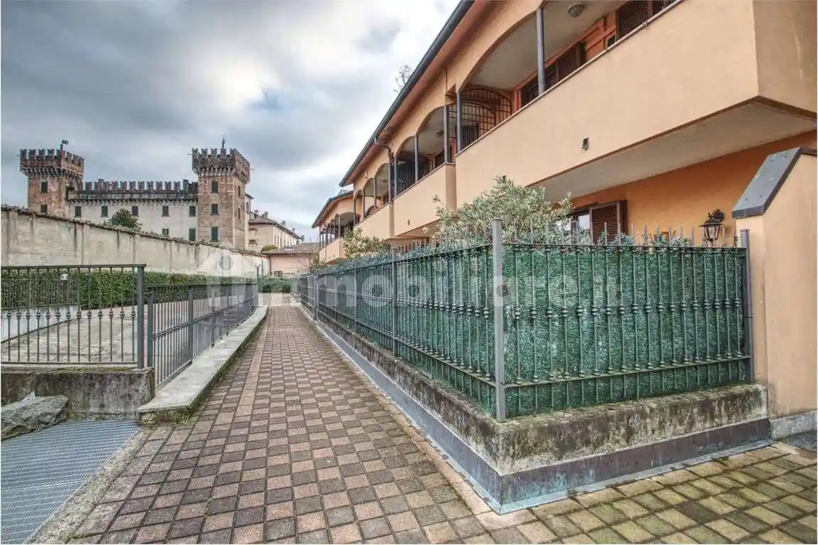 Appartamento in vendita a Cislago