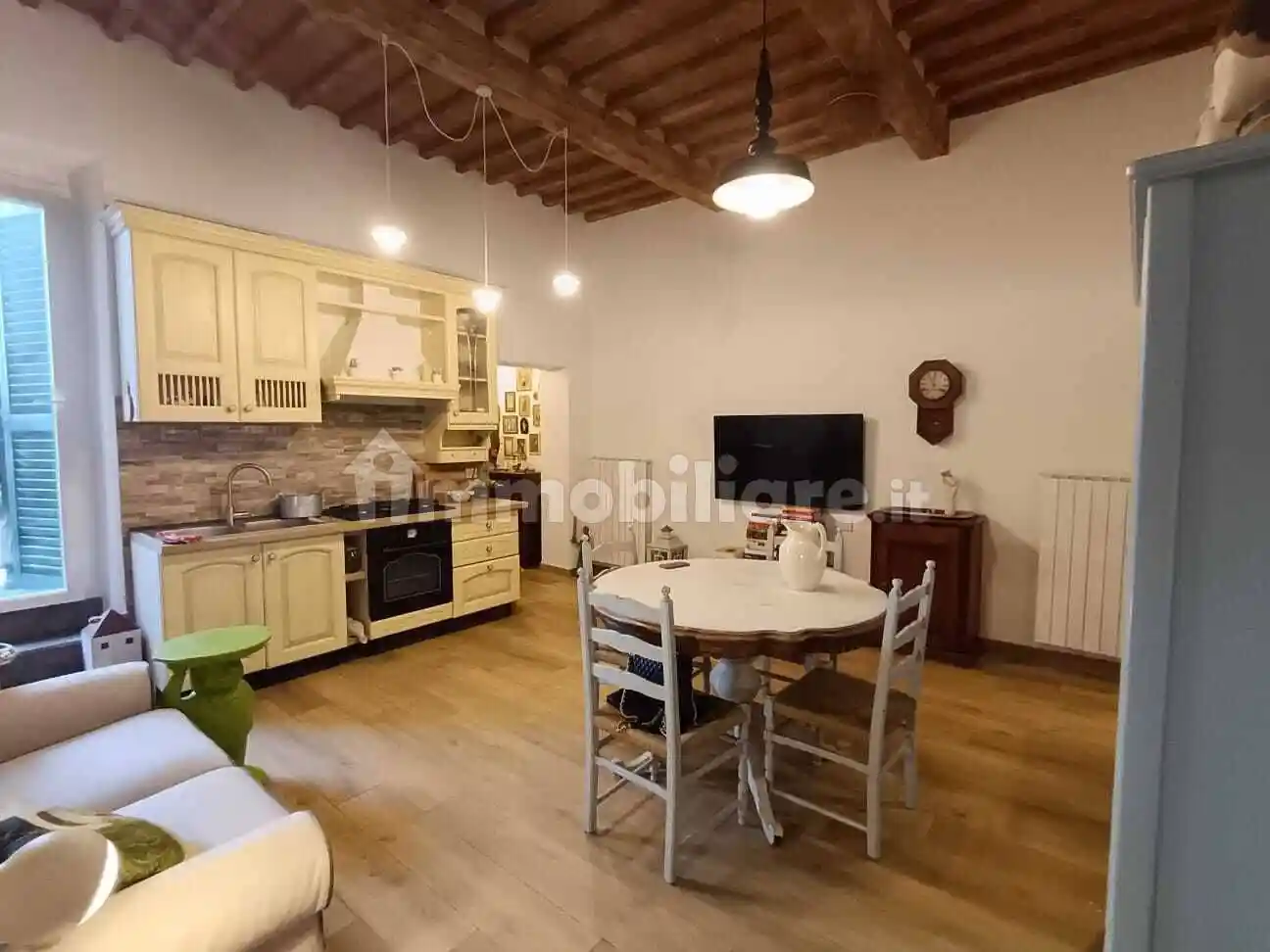 Appartamento in vendita a Livorno