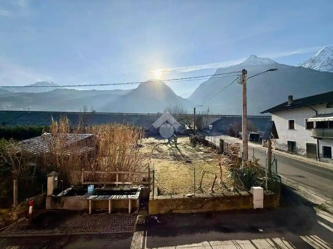 Casa indipendente in vendita a Saint-Marcel