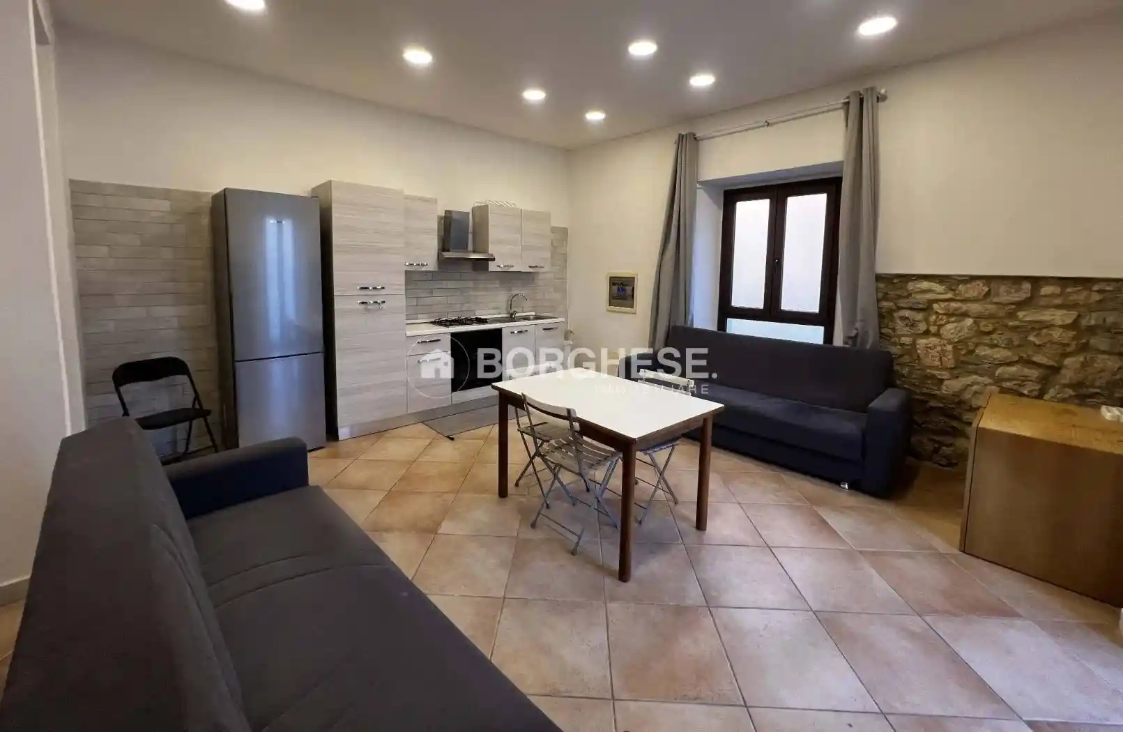 Appartamento in vendita a Carrara