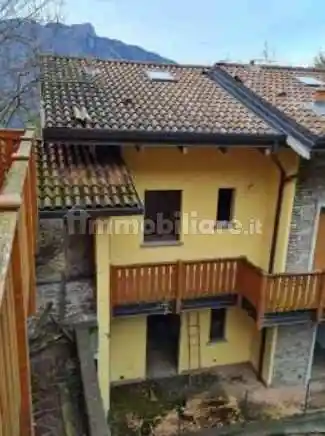 Appartamento in vendita a San Giovanni Bianco